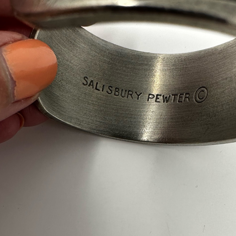 Salisbury pewter cuff bracelet - Picture 4 of 6